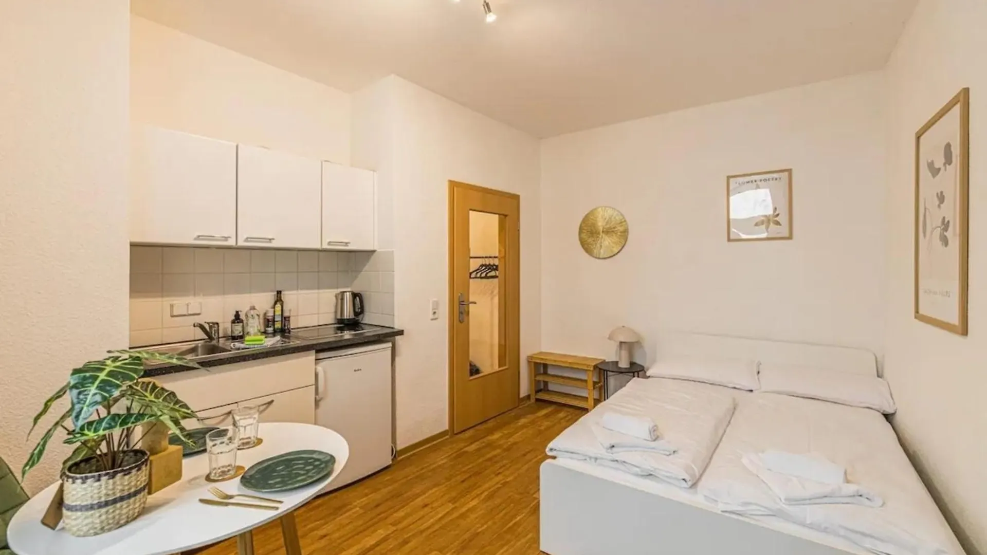 Zentral Ruhig Kueche Suedvorstadt Leipzig Apartamento