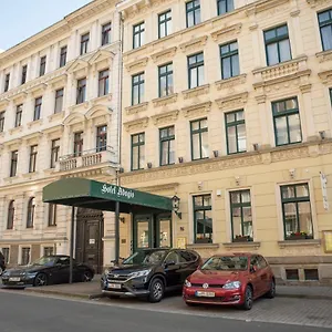 3* Hotel Adagio