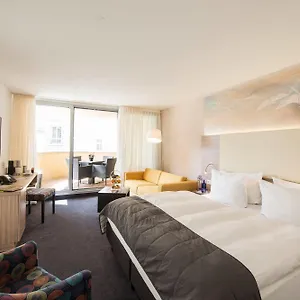 3* Hotel Book